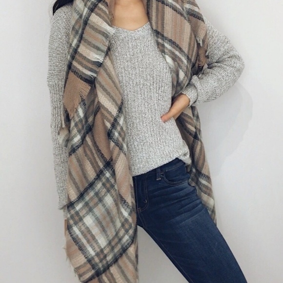🆕 Juneau - Beige Plaid Blanket Scarf - Picture 4 of 8